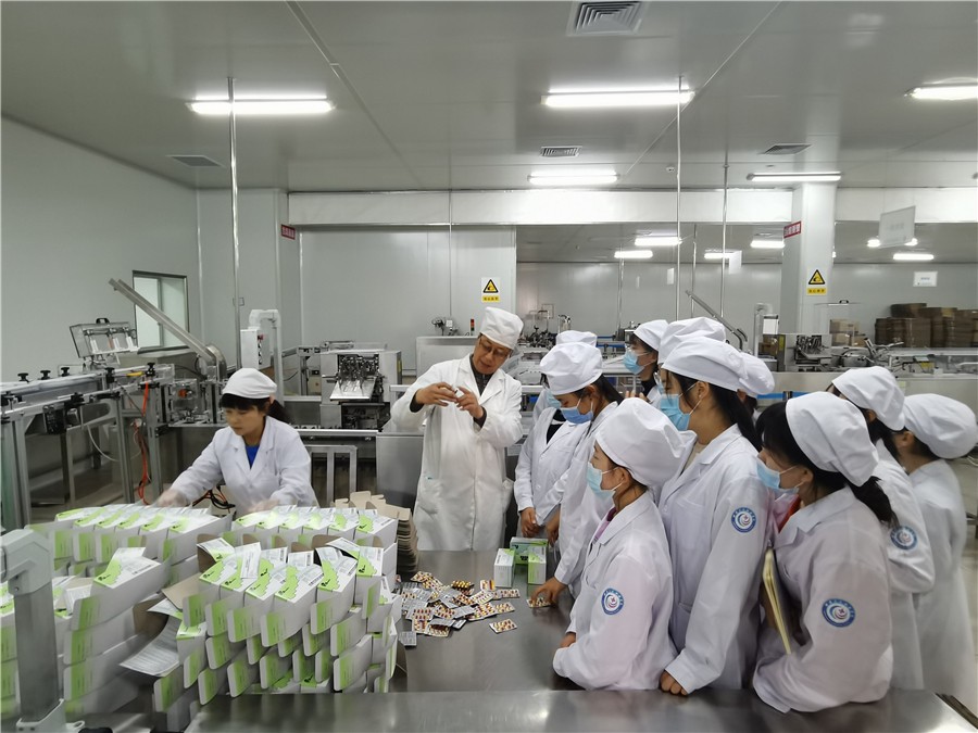 1606984539917082495.jpg 2.jpg