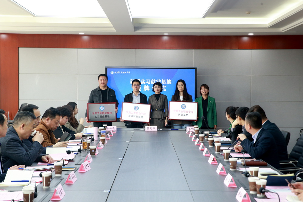 1681368856509016257.jpg 3a2f04cbfa8da5ffb91f54478cc2801_调整大小.jpg